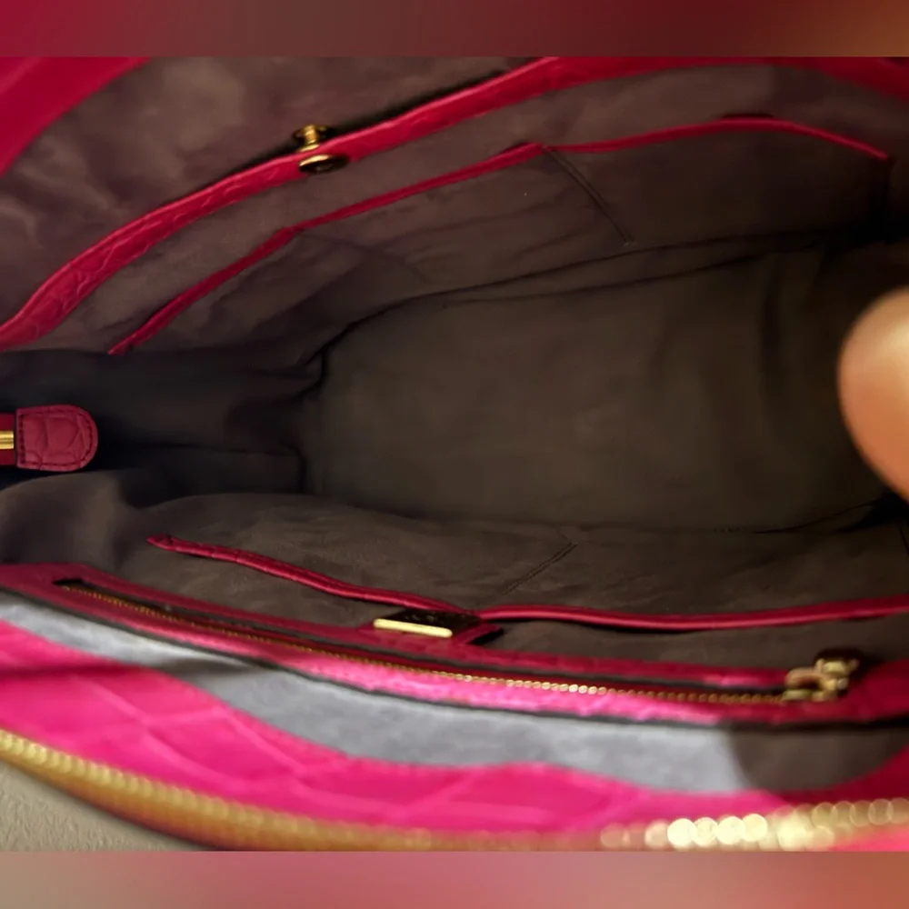 MCM Pink Croc Embossed Leather Zip Satchel 🔐 - Picture 14 of 15